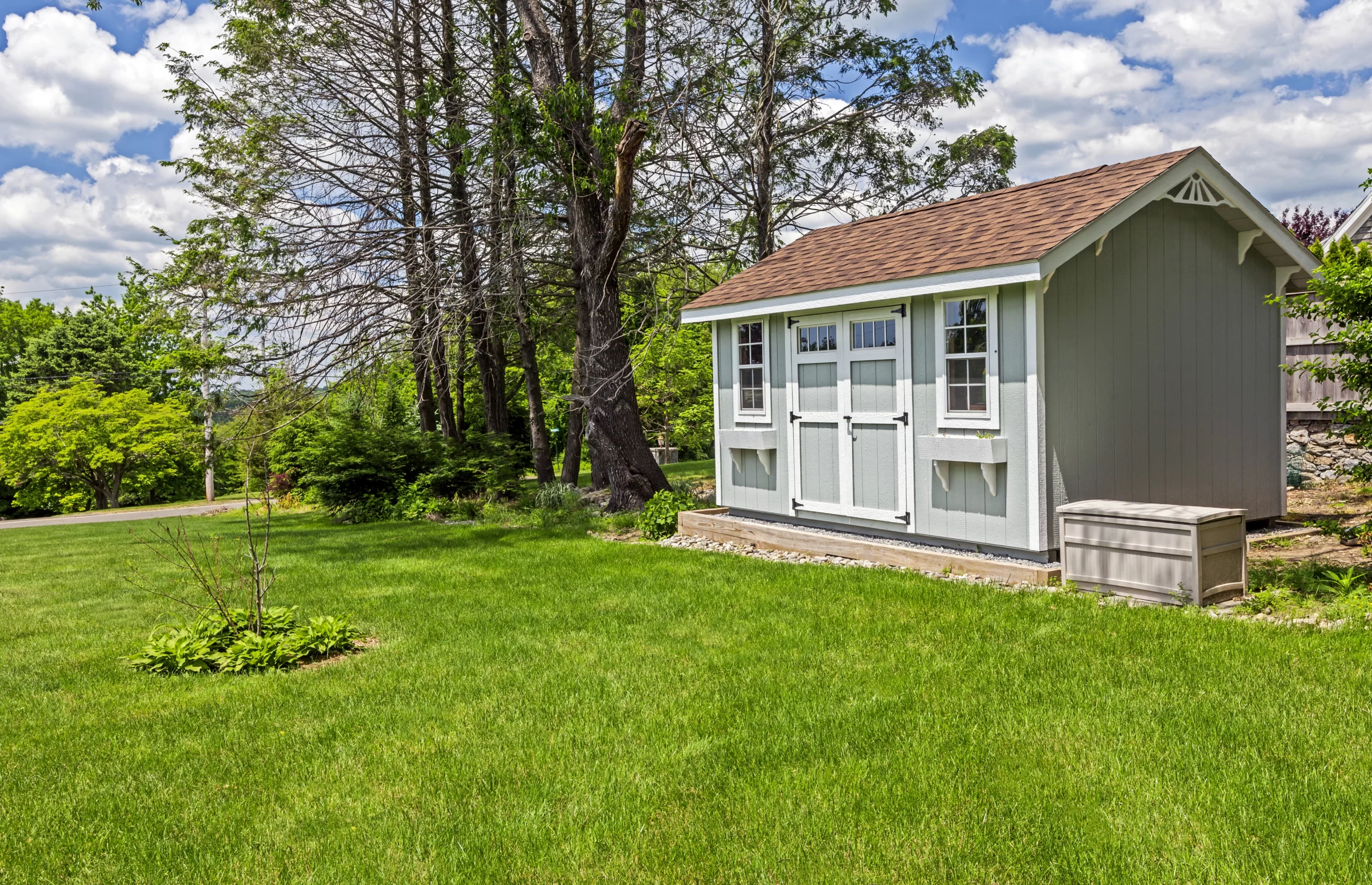 Hero image showcasing a house - Cabanon ECO